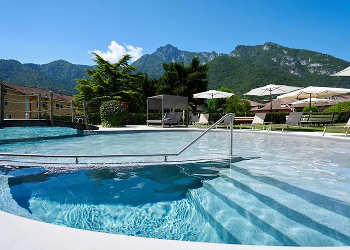 Good Life Garden - Private Spa And Pool